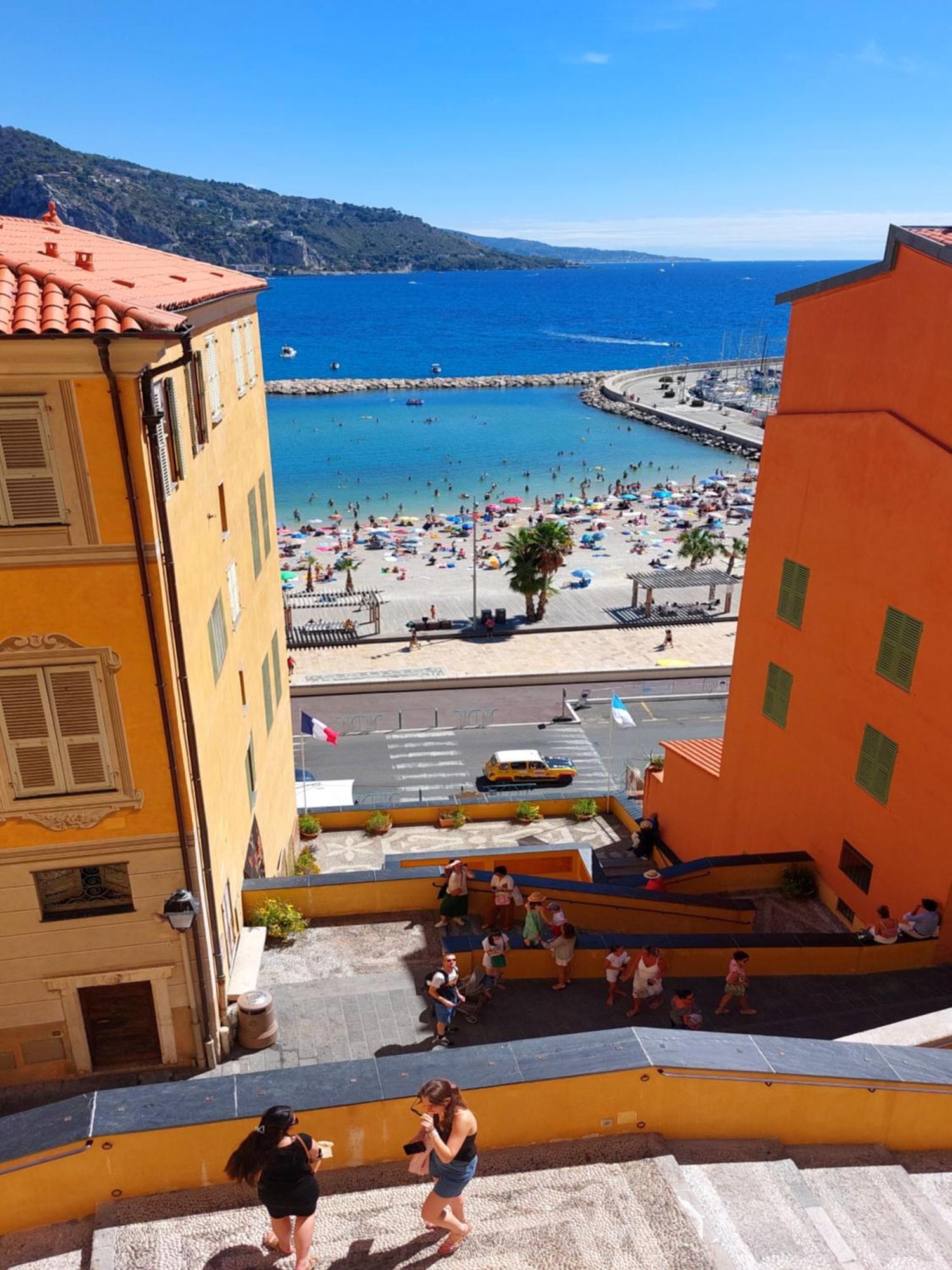Menton, Centre Historique, Vue Mer Экстерьер фото
